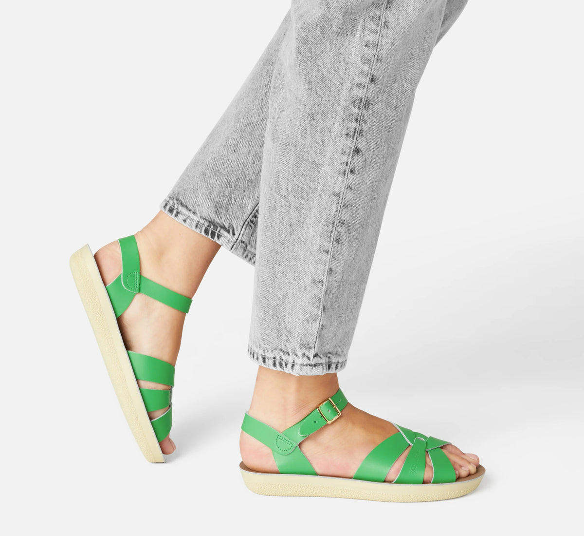 Saltwater Swimmer Sandal In Kelly Green– Escape Boutique Whitley Bay