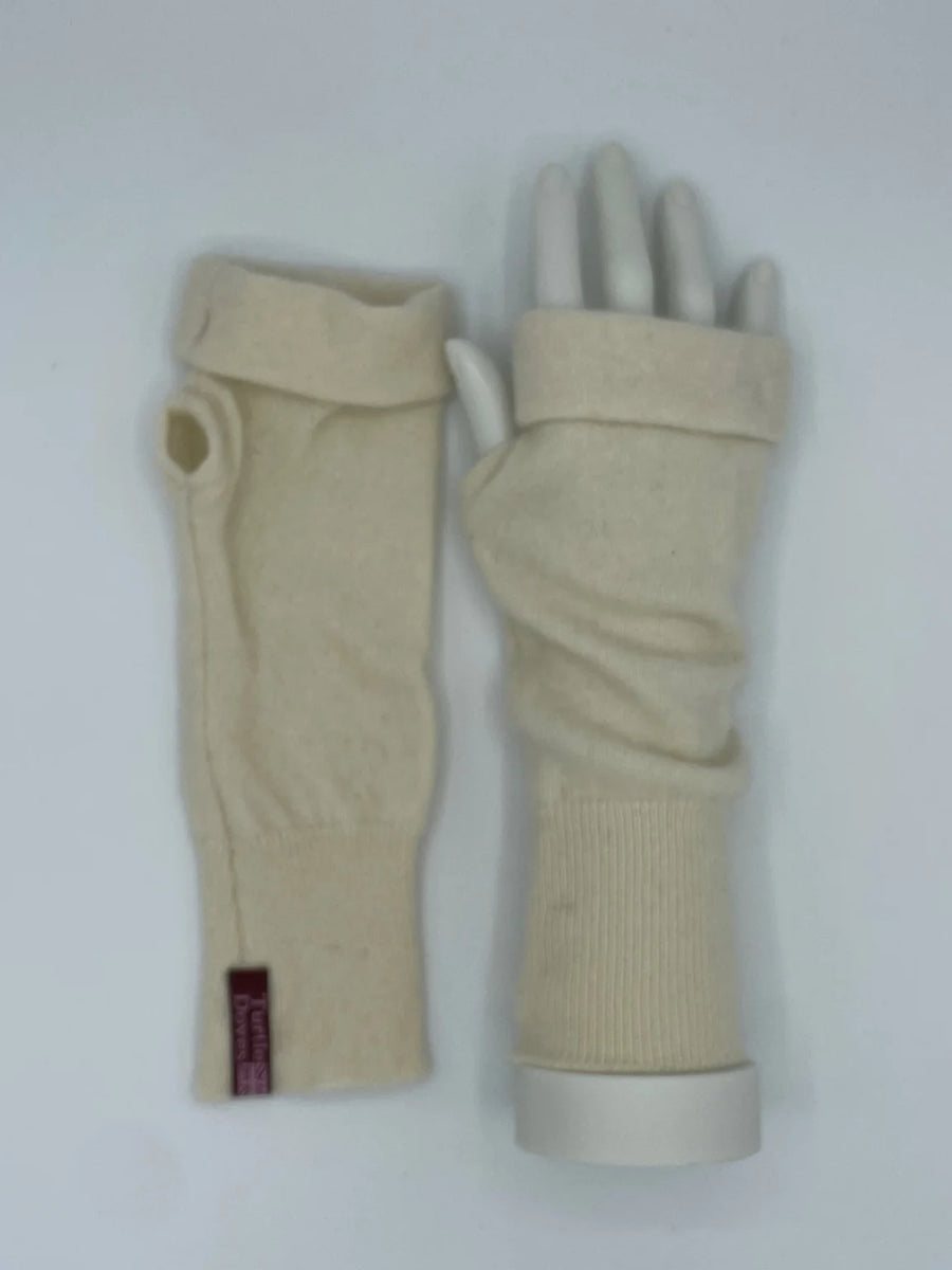 Turtle Doves Cream Cashmere Fingerless Gloves Option 2 escapewhitleybay