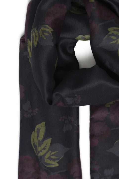 B Young Wallam Scarf Winterrose In Fudge Winter Rose