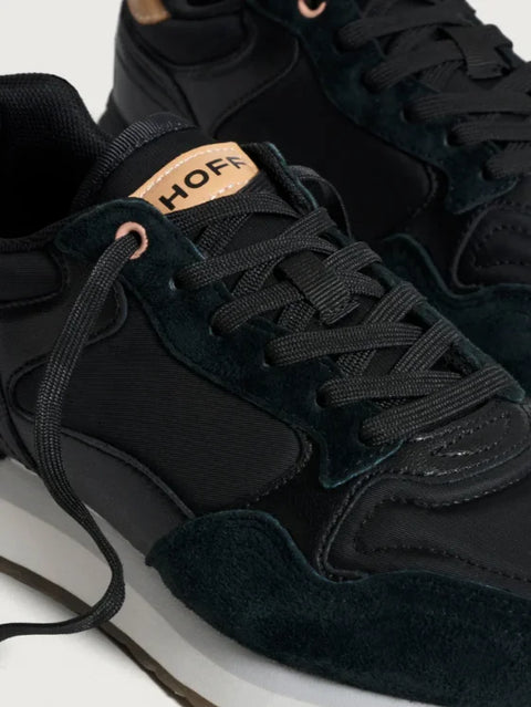 Hoff New York City Trainer