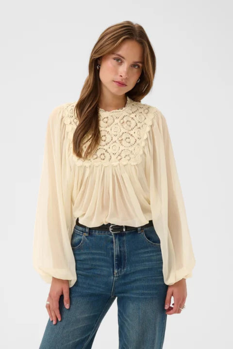 Saint Tropez Ulenka Blouse In Sandshell