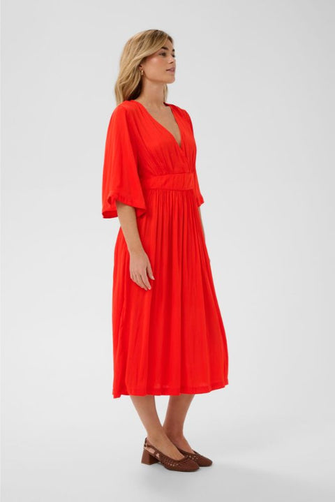 Saint Tropez Phernanda Dress In Valiant Poppy