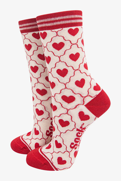 Miss Shorthair 4447MHEACR - Women's Bamboo Socks - Cream/Red, Heart Ribbon