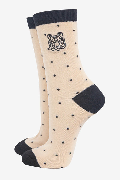 Miss Shorthair 4535TIGECR Women's Embroidered Ankle Socks- Cream, Tiger Polka Dot