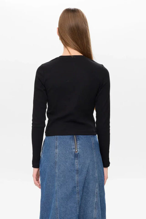 Numph Riley LS Cropped Tee In Caviar