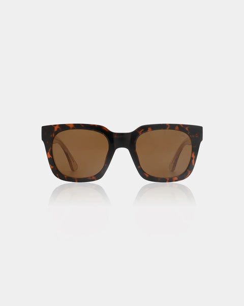 A Kjaerbede Nancy Sunglasses In Demi Tortoise KL1912-6