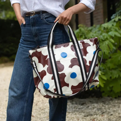 Caroline Gardner Gifts WEK113 Wine Flower Weekend Bag
