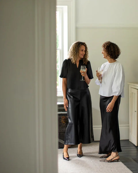 Chalk Gina Skirt In Black