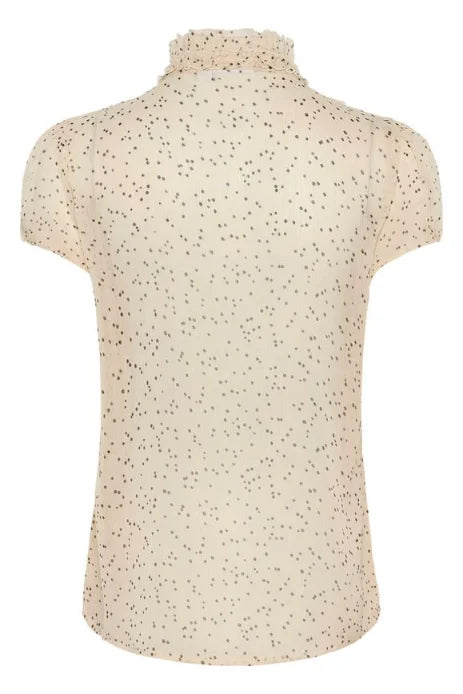 Saint Tropez Lilja Crinkle SS Shirt In Creme Black Mini Dots