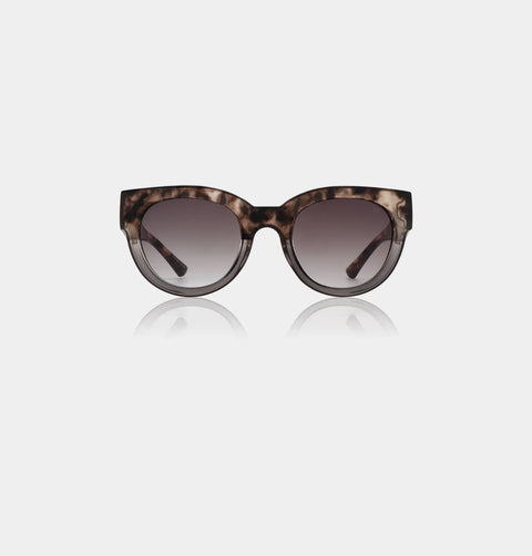 A Kjaerbede Lilly Sunglasses In Coquina KL2215-012
