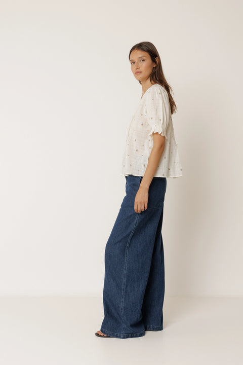 Indi & Cold MC125 Shot Sleeved Elastic Shirt In Ecru