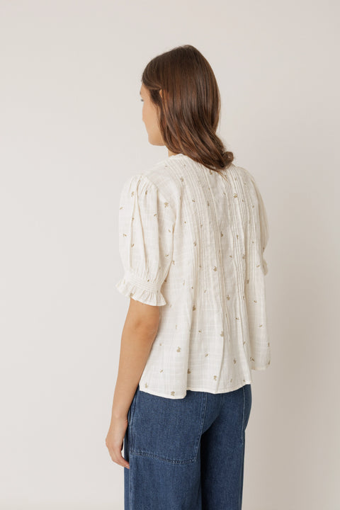 Indi & Cold MC125 Shot Sleeved Elastic Shirt In Ecru