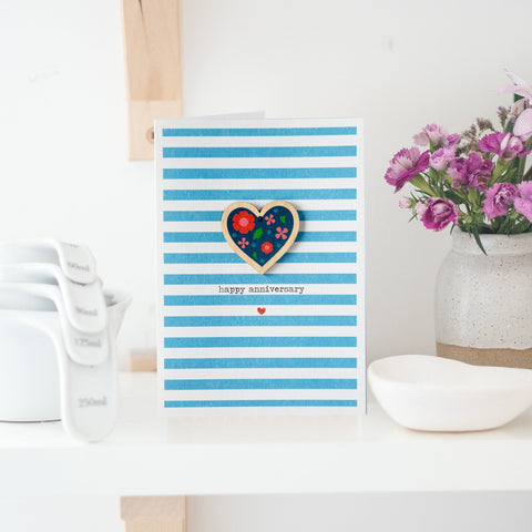 Daisycat Cards MW132 Stripes - Heart Anniversary