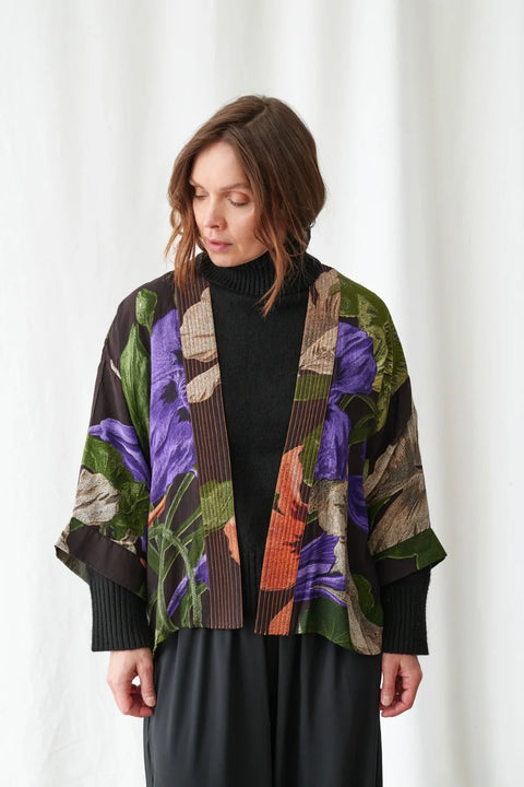 One Hundred Stars Nasturtium Black Kimono