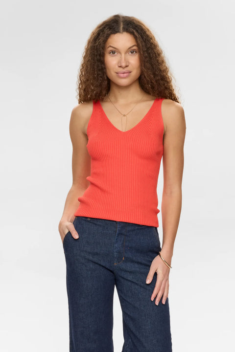 Nümph Cerys Cropped Top In Cayenne