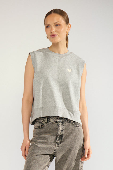 Numph Nathalie Vest In Medium Grey mel