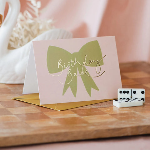 Oh Squirrel OSF15-BC  Birthday Babe Gold Foil Green Bow Card