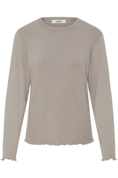 B Young Pj Set In String