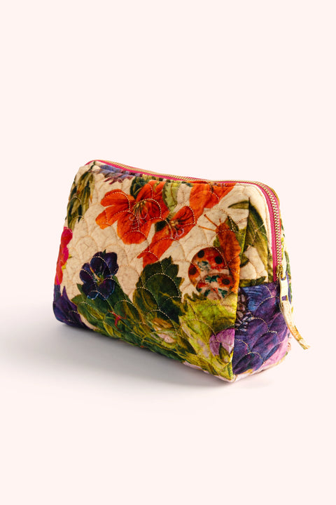 Powder QWB8 Quilted Washbag - Cream Posy
