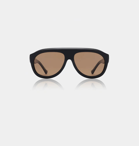 A Kjaerbede Rio Sunglasses In Black
