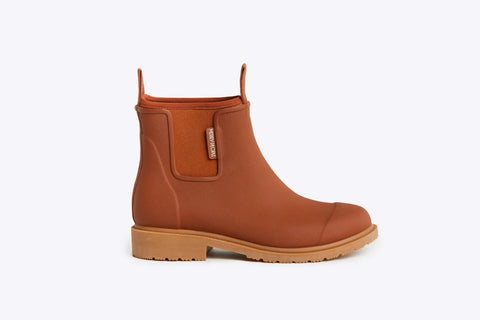 Merry People Bobbi Wellington Boot In Rust