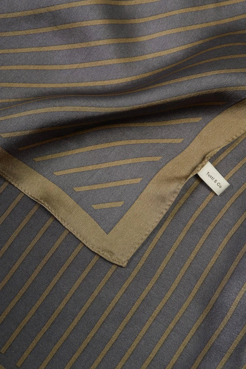 Tutti & Co S408 Kensington Scarf