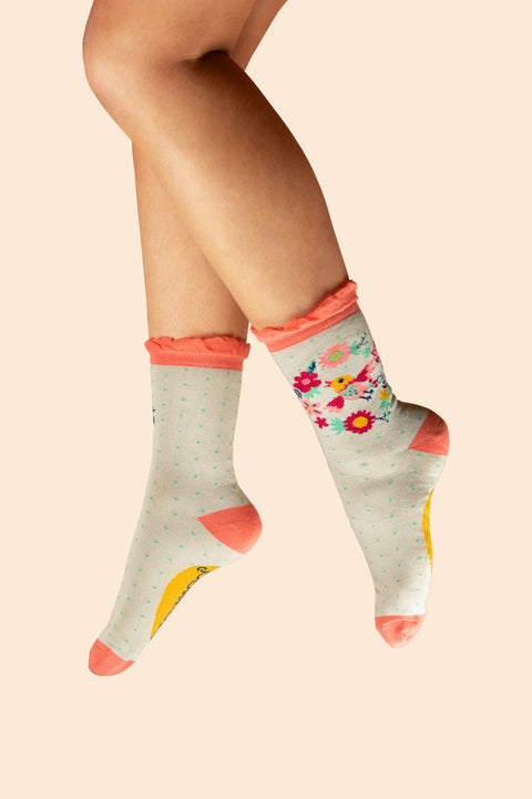 Powder SOC734 Tweety Wreath Ladies Ankle Socks - Coconut