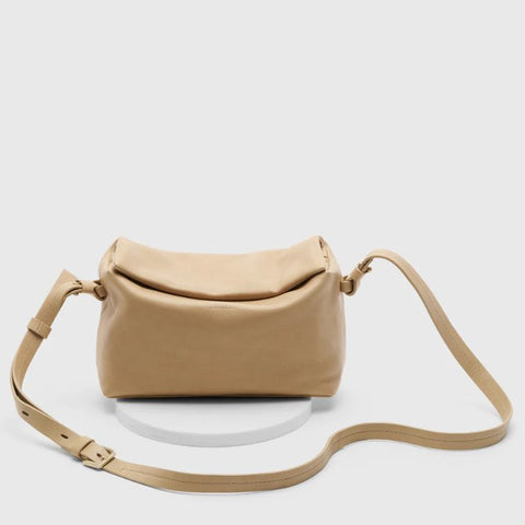 Ecotorie AGN-WAX-OAT Agnes Crossbody Bag In Oatmeal