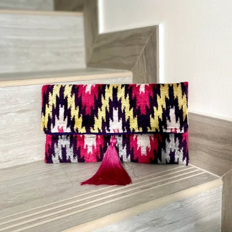 Mila Miroo IC-1265 Ikat Clutch Bag Barcelona With Gold Chain