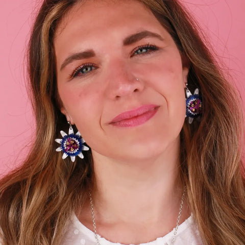 Little Moose BOTERD PAS Passion Flower Earrings