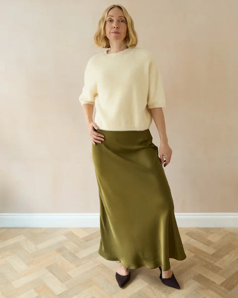 Chalk Mai Top In Ivory