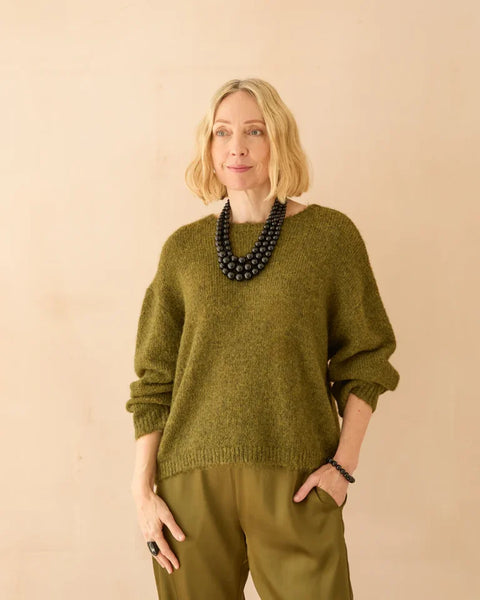 Chalk Phoebe Jumper In Moss