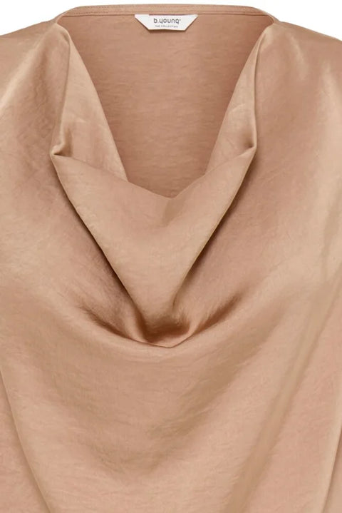 B Young Dacanna Top In Stucco