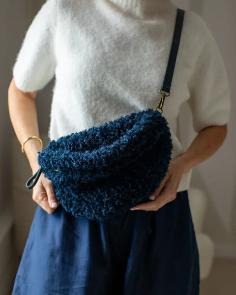 Chalk Fulham Bag In Navy