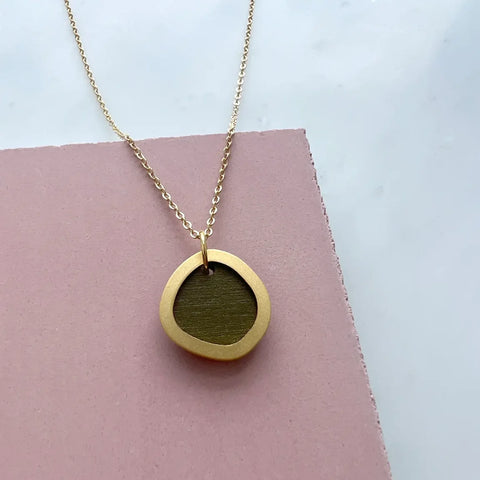 MicaPeet GCN-GRN Coloured/Gold Circle Pendant Green