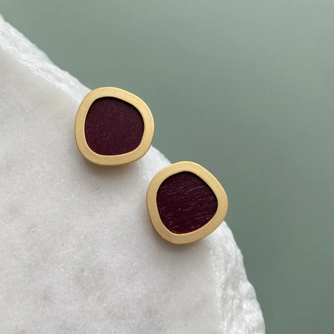 MicaPeet GCS-BRY Coloured/Gold Circle Geometric Stud Earrings Berry
