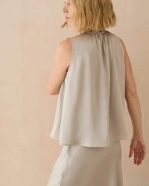 Chalk Imogen Top In Glacier