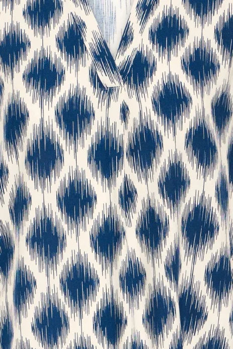B Young Mmjoella Sl Top 3 In Ogee Ikat Med Blue