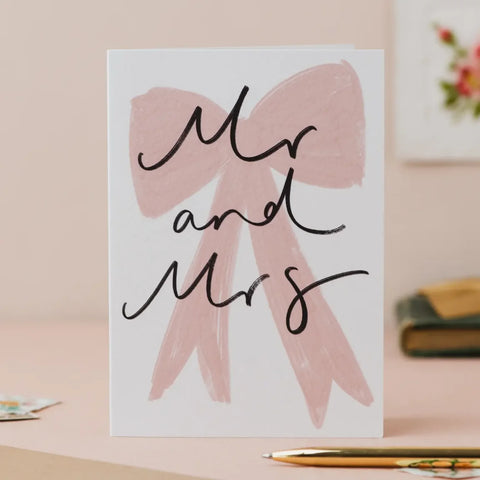 Oh Squirrel OH09 Mr and Mrs' Bow Handwriting Wedding