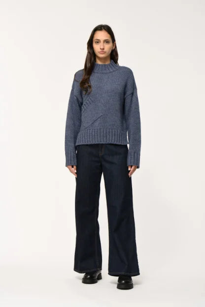 Humility Curty Sweater In Blue