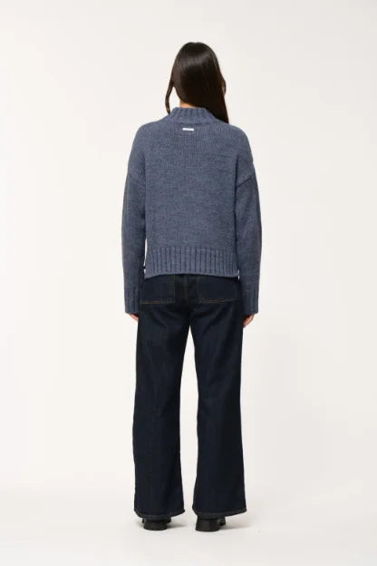 Humility Curty Sweater In Blue