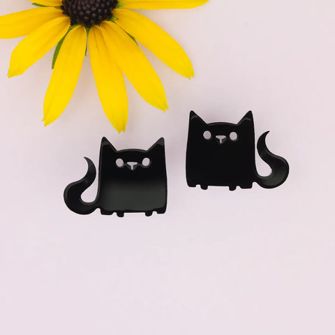 Little Moose Sitting Black Cat Studs Black