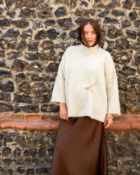Chalk Vicki Jumper Fluffy In Oyster