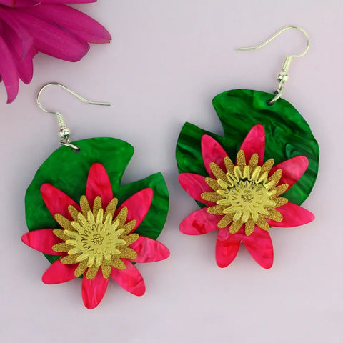 Little Moose Waterlily Earrings Pink