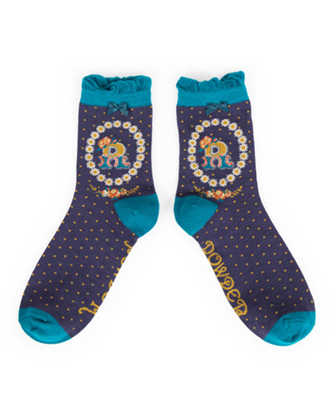 Powder AZR alphabet socks R